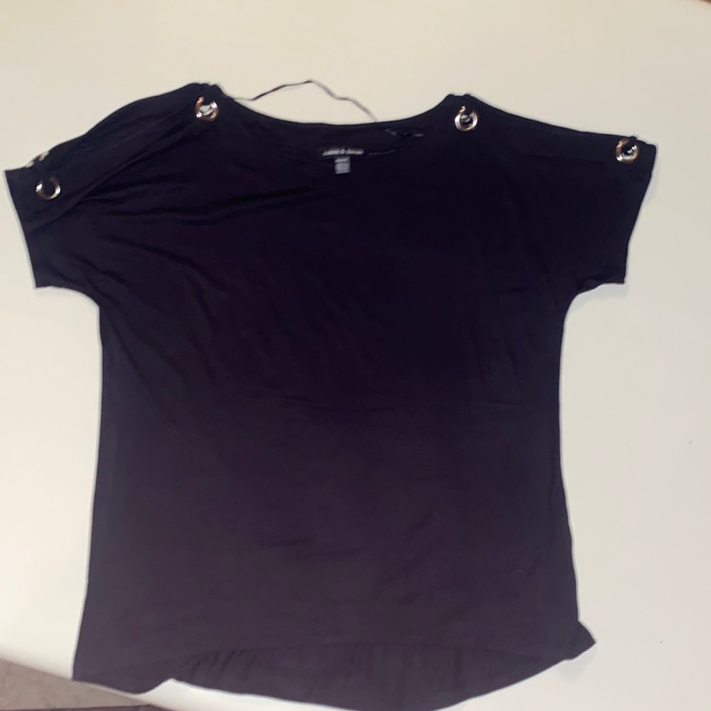 Cable & gauge sleek black blouse with cute opening on shoulder 🥰adorable size M